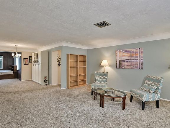 2nd image of 13595 86th Ave