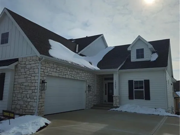 13407 W 174th Ter, Overland Park, KS 66221