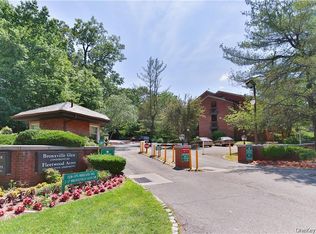 37 Bronxville Glen Drive Bldg 5, Unit 1, Bronxville, NY 10708