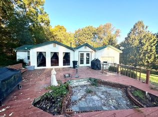 1249 Greenbrier Rd, Hillsboro, OH 45133