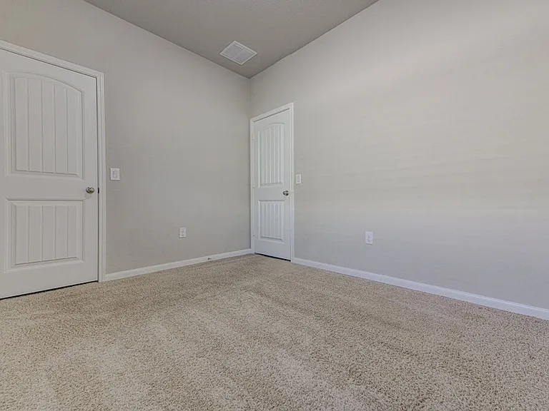 6705 Loretta White Ln — Photo 16