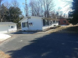 9875 E Cherry Bend Rd, Traverse City, MI 49684