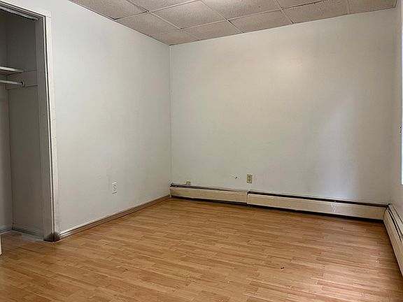 3rd image of 34 E Main St Unit 3