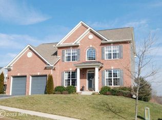 2258 W Greenleaf Dr, Frederick, MD 21702
