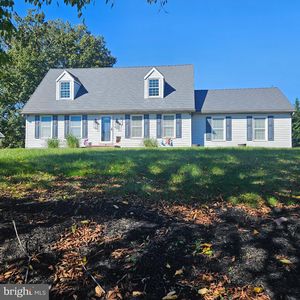 325 Hillcrest Dr, New Cumberland, PA, 17070