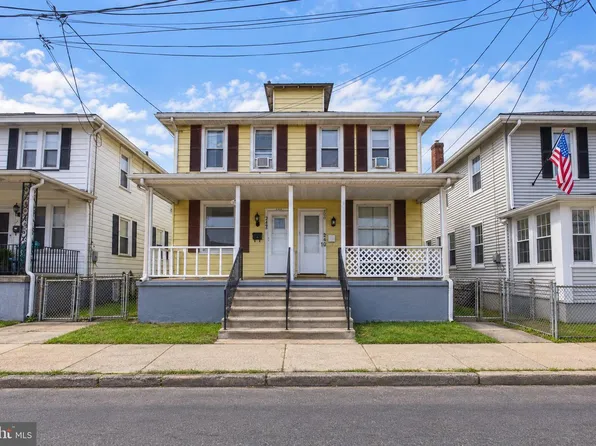 240 Filmore St, Riverside, NJ 08075