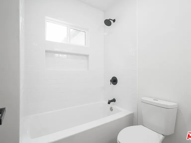 4555 Acacia Ave — Photo 19