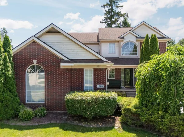 13912 Deanna Dr, Van Buren Township, MI 48111