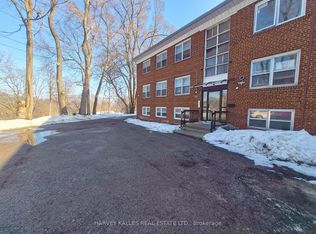 330 Chisholm Ave #6, Toronto, ON M4C 4W9