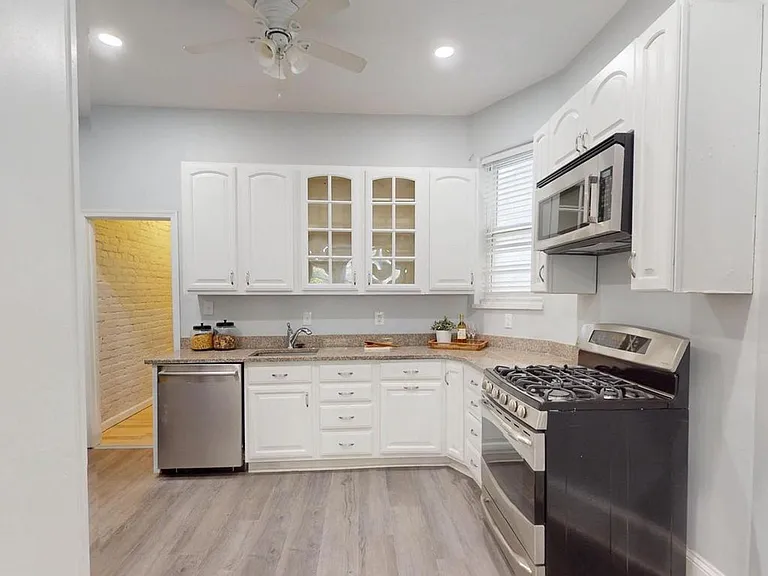 1228 Fairmont St NW — Photo 11