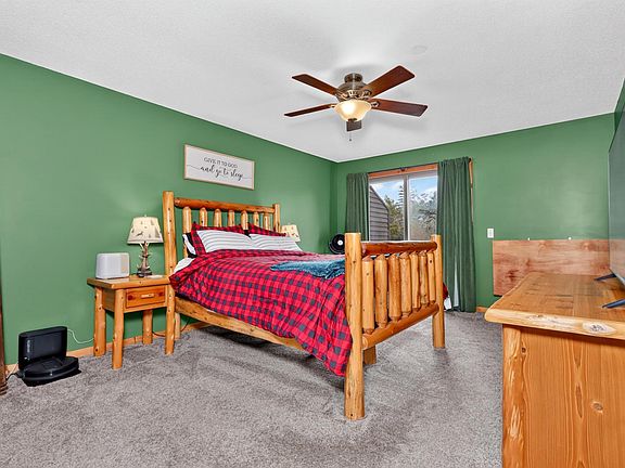 4th image of 402 Quadna Mountain Rd