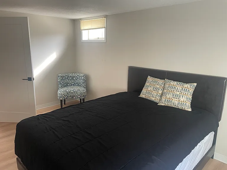 2605 S Elmwood Ave — Photo 13