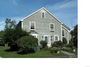 90 Crystal St, Harrison, NY 10528