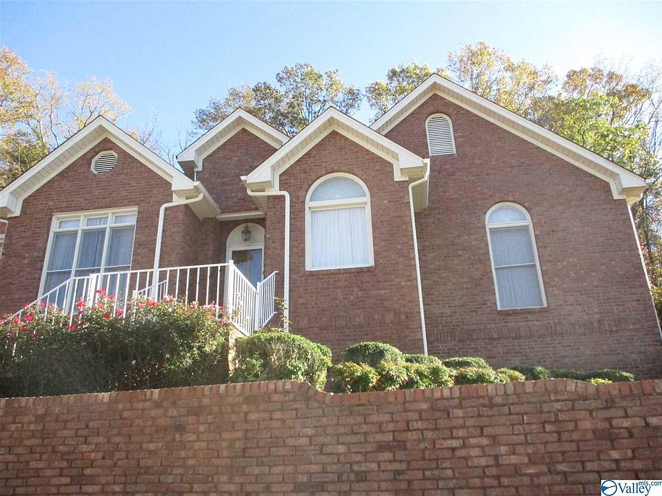1st image of 15017 Greentree Trl SE