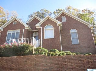 15017 Greentree Trl SE, Huntsville, AL 35803