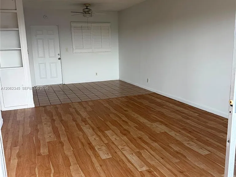 1021 Crystal Lake Dr #304 — Photo 3