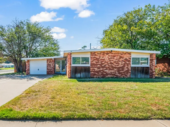 2742 68th St, Lubbock, TX 79413