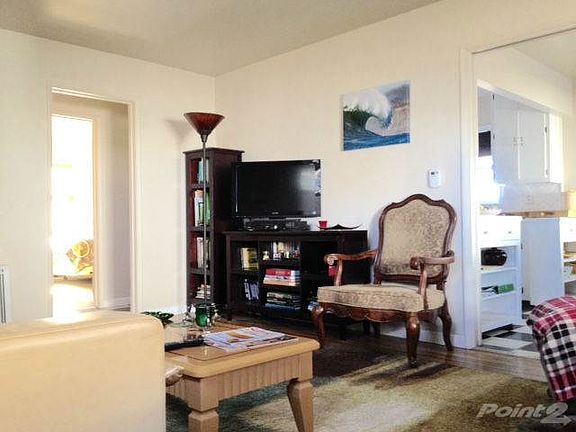 1185 Monterey-Living Room