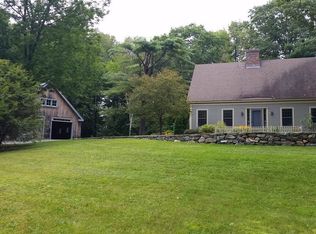 342 Applewood Ln, Manchester Center, VT 05255