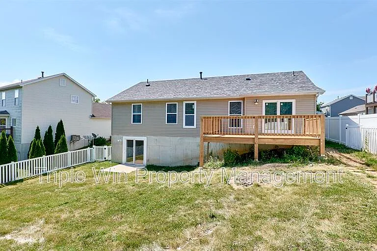 4927 Triple Tree Ct — Photo 35