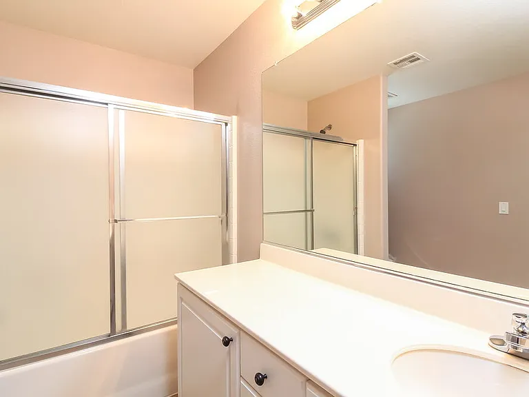 11758 Bergamo Ct — Photo 14
