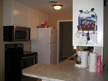 3rd image of 3519 Imperial Ave