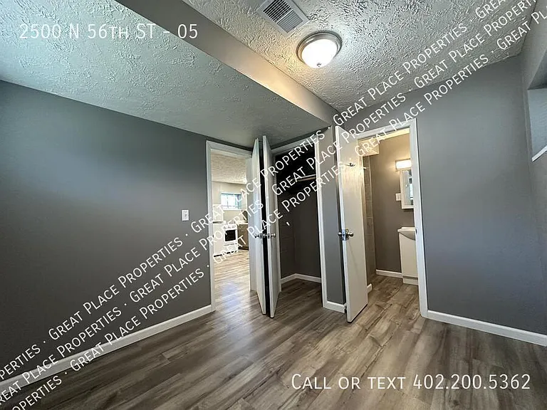 2500 N 56th St #5 — Photo 8