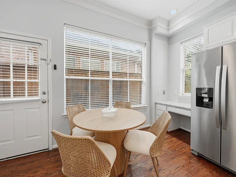 Breakfast Nook