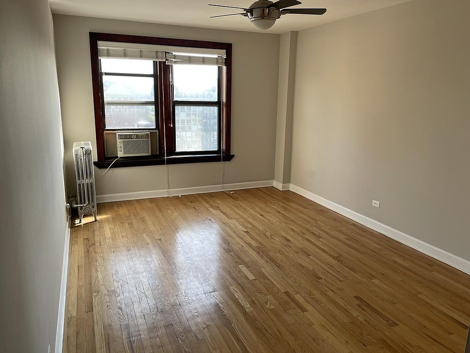 1st image of 424 W Belmont Ave #1401