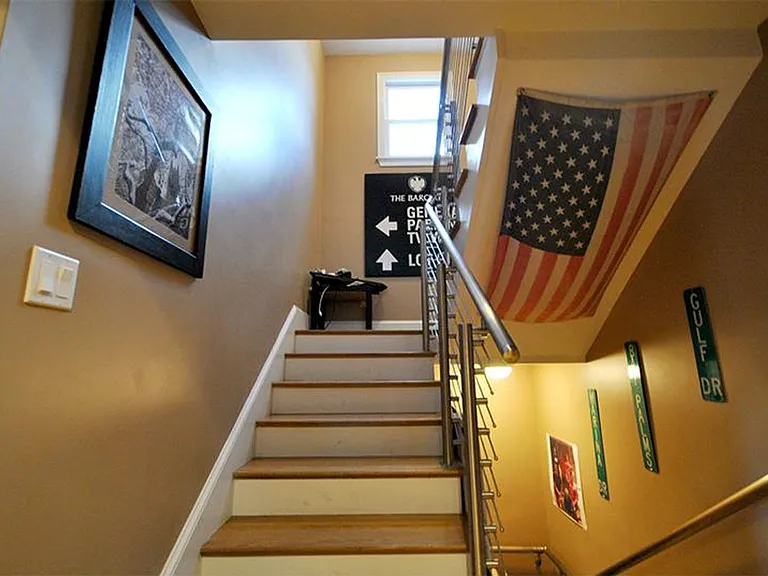 29 Woodstock Ave #2 — Photo 10