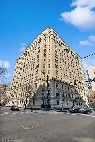 3100 N Sheridan Rd #4D Photo 1