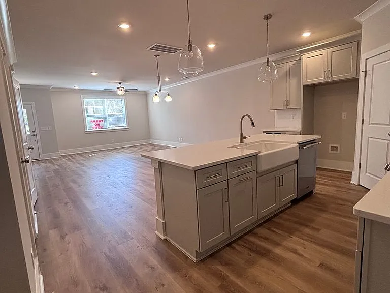 4634 Dogwood Pl — Photo 4