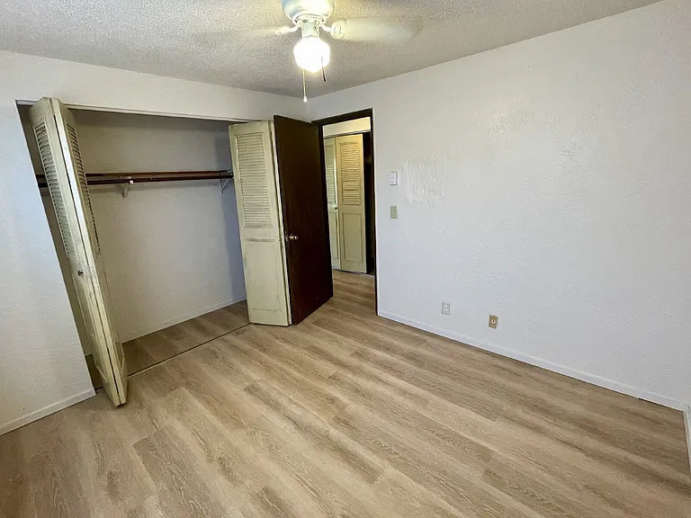 555 Tyler St #24 — Photo 8