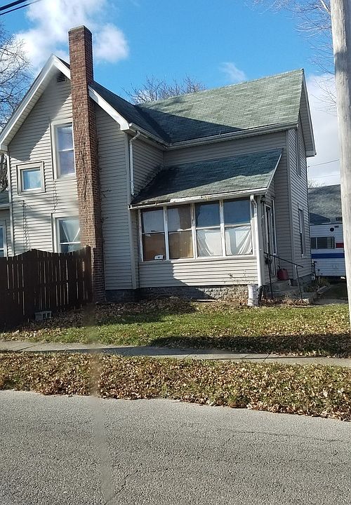 1st image of 1015 E Pike St