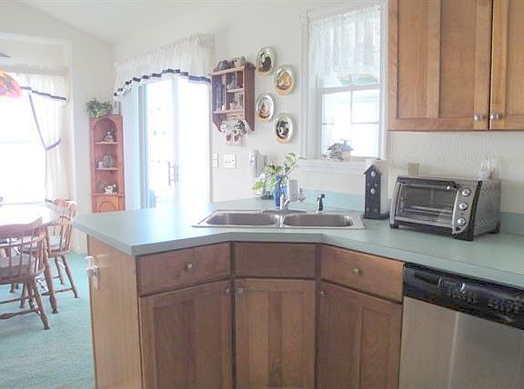 3rd image of 33705 Blue Heron Ln