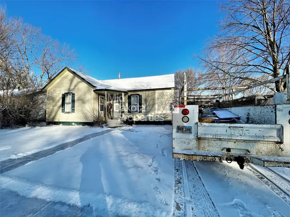 1020 E 1st Ave, Mitchell, SD 57301