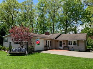 579 Old White Trl, White Sulphur Springs, WV 24986