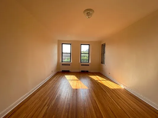 Rented by Contact Realty | media 20