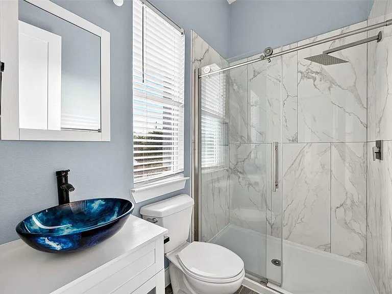 2310 Detering St #B — Photo 22