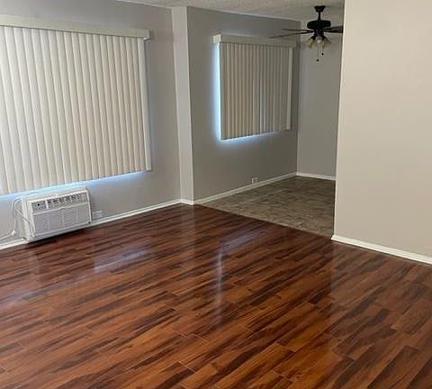 5th image of 612 N Wilcox Ave APT 12
