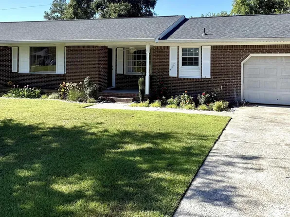 1031 Wisteria Dr, West Columbia, SC 29169