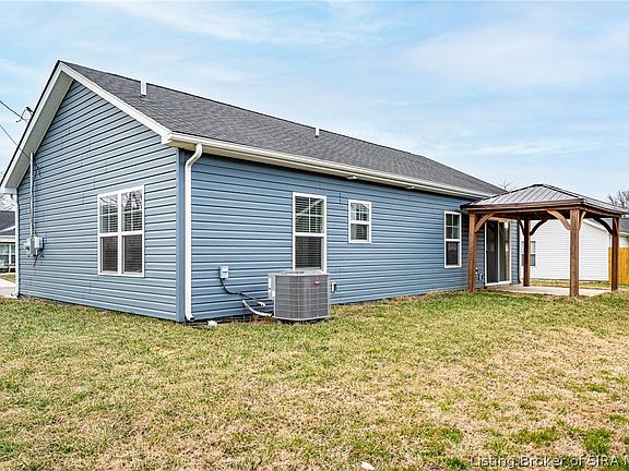 4th image of 120 Marshall Drive