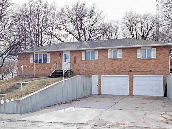 220 N Kimmel St, Osceola, NE 68651