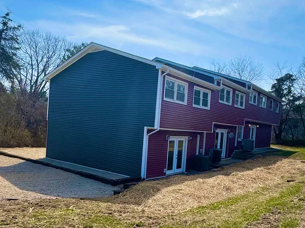 105 Tee St, Blacksburg, VA 24060