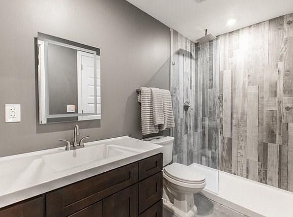 4th image of 1225 Union Ave #302