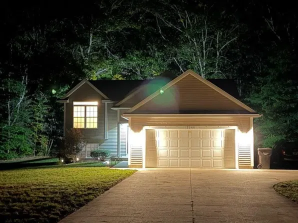 13244 128th Ave, Grand Haven, MI 49417