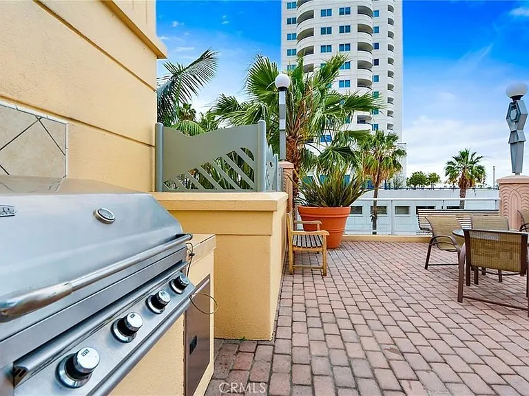 488 E Ocean Blvd #507 — Photo 22