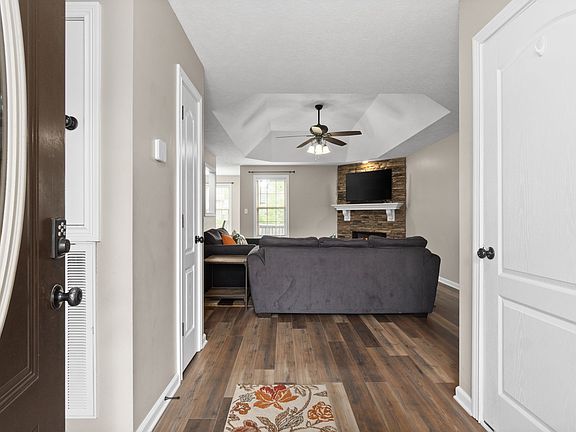 3rd image of 3741 Silver Fox Ct
