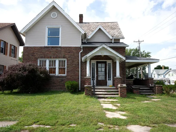 621 N Union St, Fostoria, OH 44830