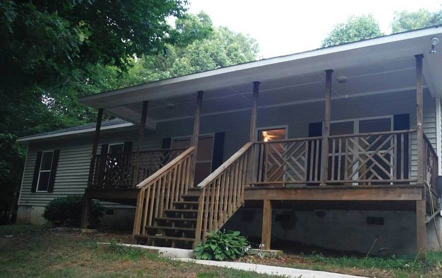 1495 Yonah Post Road, Alto, GA